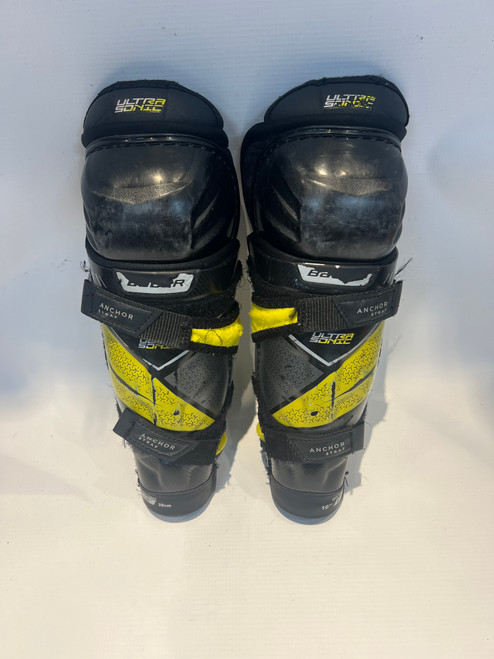 Vist Large View of Product Image Which is Used Bauer ULTRA SONIC SHINGUARDS Junior Shin Guards Yellow 12"