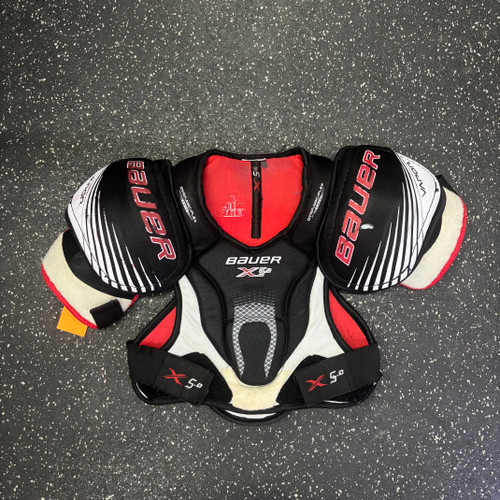 Vist Large View of Product Image Which is Used Bauer VAPOR X 5.0 Junior Shoulder Pads MD