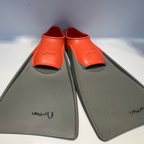 Vist Large View of Product Image Which is Used Finis FINIS SZ 5-7 Water Swim Accessory