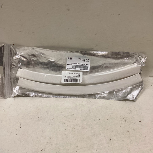 Vist Large View of Product Image Which is Used Ice Skate Guard White Fits all