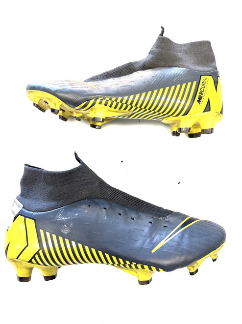 Vist Large View of Product Image Which is Used Nike Soccer Cleats Grey Senior 7.5