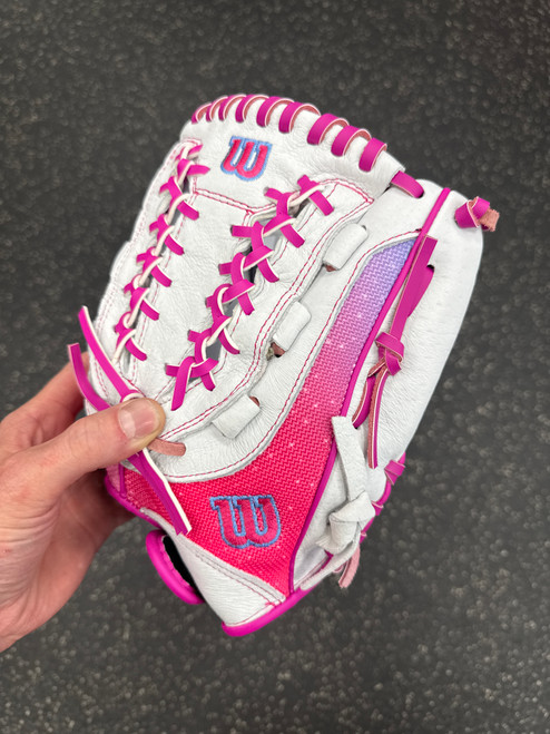 Vist Large View of Product Image Which is New WILSON FLASH FP GLOVE-12"