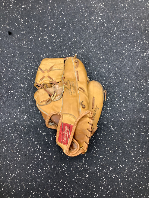 Vist Large View of Product Image Which is Used Rawlings KM6 BB/SB Glove RH Throw Brown 12"