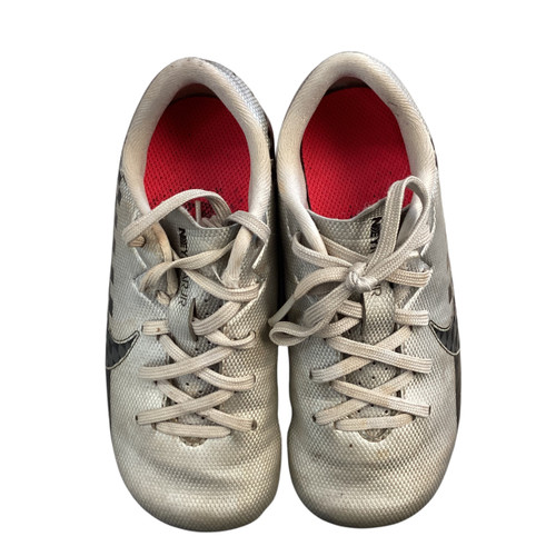 Vist Large View of Product Image Which is Used Nike Soccer Cleats Grey Youth 10.0