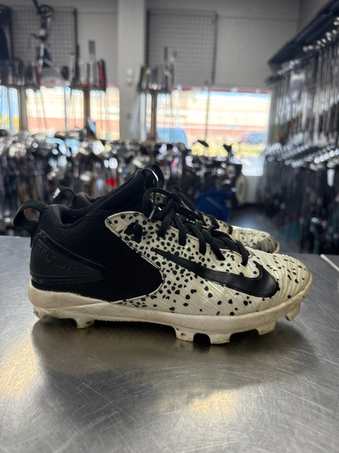 Vist Large View of Product Image Which is Used Nike TROUT BB/SB Cleats White Youth 06.0