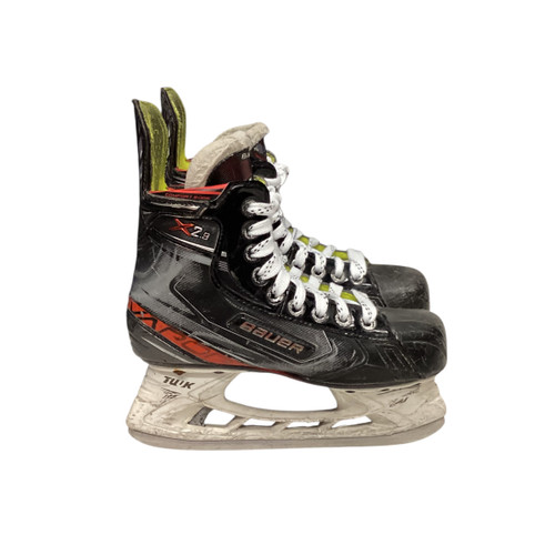 Vist Large View of Product Image Which is Used Bauer VAPOR X2.9 Junior Hockey Skate Junior 02.5