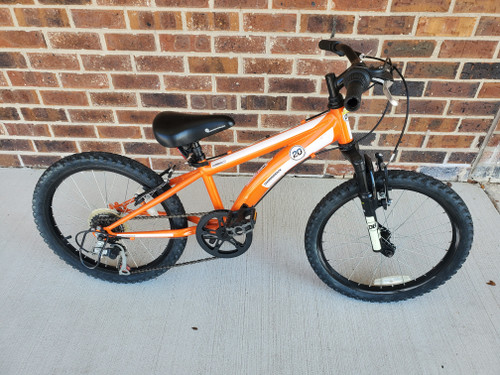 Used Diamondback COBRA 20 Mountain Bike Boys Orange 20" 10047-S000476210 Vist Large View of Product Image Which is Used Diamondback COBRA 20 Mountain Bike Boys Orange 20"