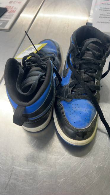 Vist Large View of Product Image Which is Used Nike Basketball Shoes Y Royal Blue Junior 03