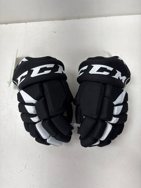 Vist Large View of Product Image Which is Used CCM JETSPEED FT475 Junior Gloves Black 10"