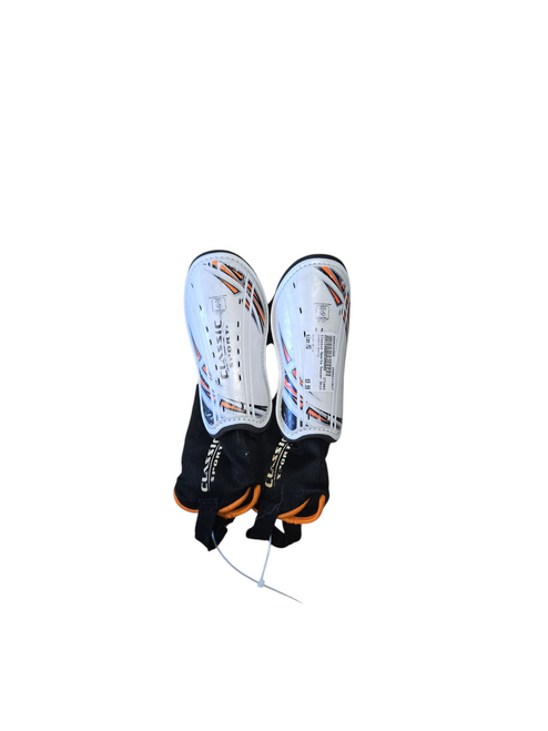 Vist Large View of Product Image Which is Used Classic Sports Soccer Shin Guards Junior White MD