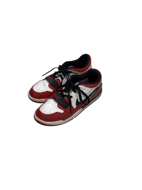 Vist Large View of Product Image Which is Used Jordan LEGACY 312 LOW Basketball Shoes Y Black And Red Junior 02.5