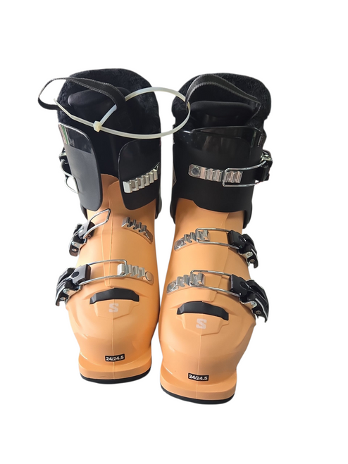 Vist Large View of Product Image Which is Used Salomon T3 Girls DH Ski Boot Copper 245 MP - M06.5 - W07.5