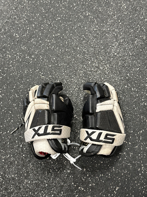 Vist Large View of Product Image Which is Used STX CLASH Lacrosse Gloves Junior Black 10"