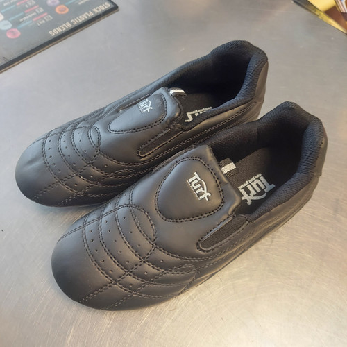 Used Boxing Shoes Black Junior 03 11781-S000041442 Vist Large View of Product Image Which is Used Boxing Shoes Black Junior 03