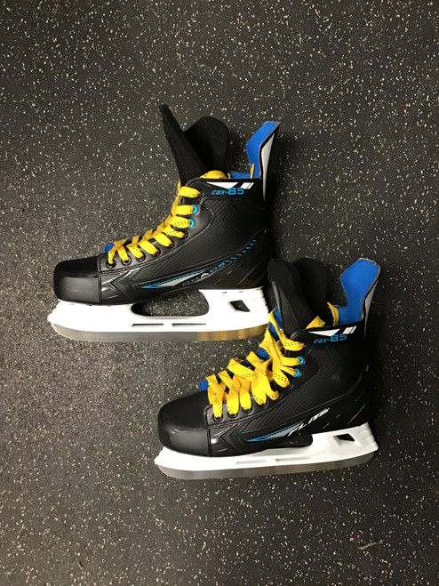 Used Champion Sports CGX-85 Senior Hockey Skate Senior 10 11774-S000083653 Vist Large View of Product Image Which is Used Champion Sports CGX-85 Senior Hockey Skate Senior 10