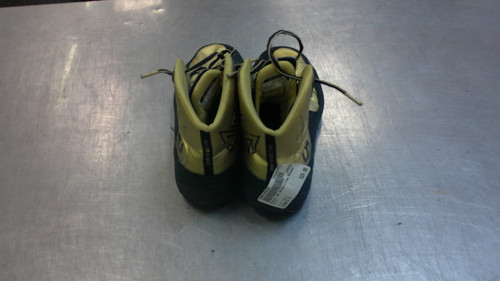 Vist Large View of Product Image Which is Used Rudis Wrestling Shoes Gold Senior 8