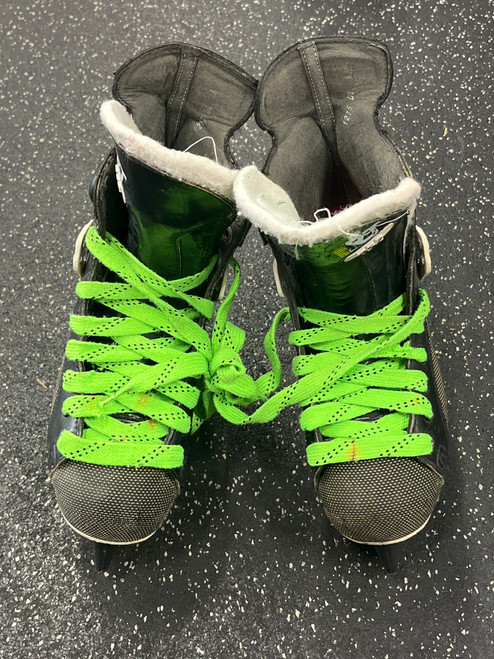 Vist Large View of Product Image Which is Used CCM RT TACKS 752 KEVLAR Senior Hockey Skate Senior 6