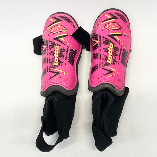 Vist Large View of Product Image Which is Used Lotto Soccer Shin Guards Youth Pink SM