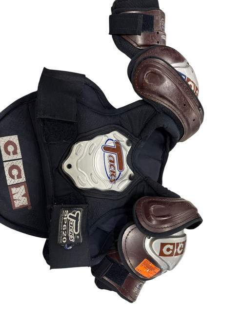 Vist Large View of Product Image Which is Used CCM TACKS SP620 Junior Shoulder Pads M/L