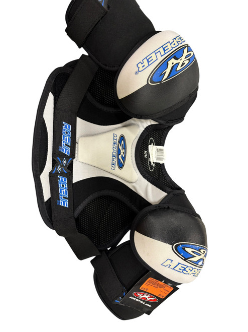 Vist Large View of Product Image Which is Used Hespeler ROGUE Junior Shoulder Pads MD