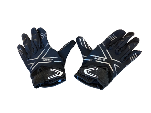 Vist Large View of Product Image Which is Used ACETHO FOOTBALL GLOVES FB Gloves Black SM