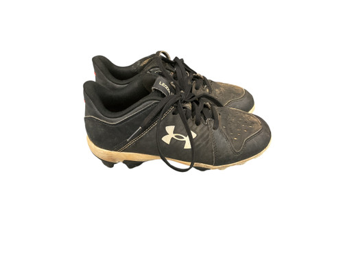 Used Under Armour 3025600-001 BB/SB Cleats Black Junior 02 Vist Large View of Product Image Which is Used Under Armour 3025600-001 BB/SB Cleats Black Junior 02