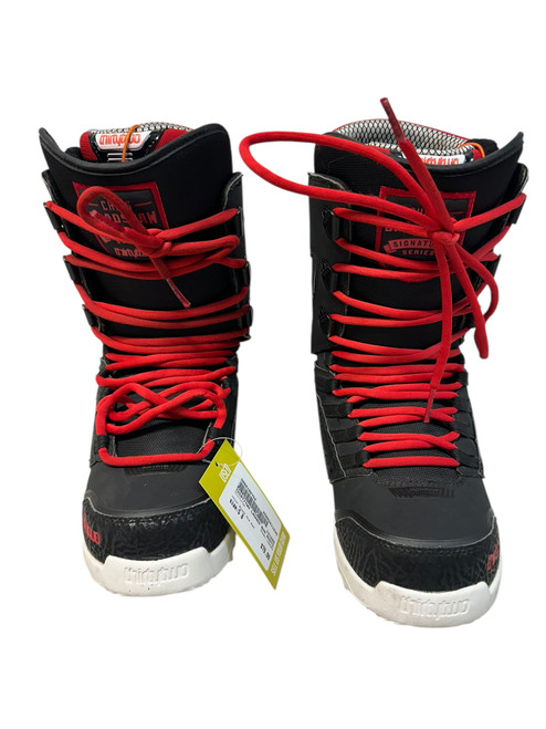 Vist Large View of Product Image Which is Used ThirtyTwo LASHED Womens Snowboard Boots Black And Red Senior 8