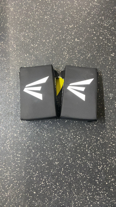 Vist Large View of Product Image Which is Used Easton KNEE SAVERS BB/SB Catchers Knee Savers Black
