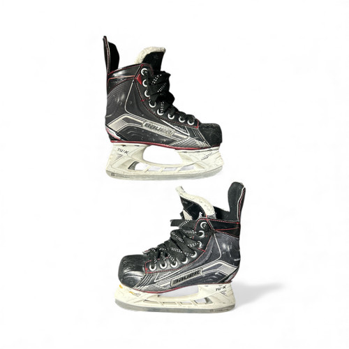 Vist Large View of Product Image Which is Used Bauer VAPOR Junior Hockey Skate Junior 01