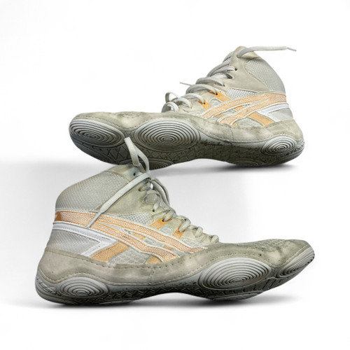 Used Asics Wrestling Shoes White Senior 13 11873-S000219987 Vist Large View of Product Image Which is Used Asics Wrestling Shoes White Senior 13