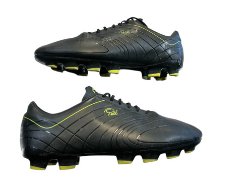 Vist Large View of Product Image Which is Used PELE Soccer Cleats Black Junior 05