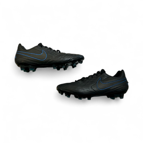 Vist Large View of Product Image Which is Used Nike Soccer Cleats Black And Royal Blue Senior 6.5