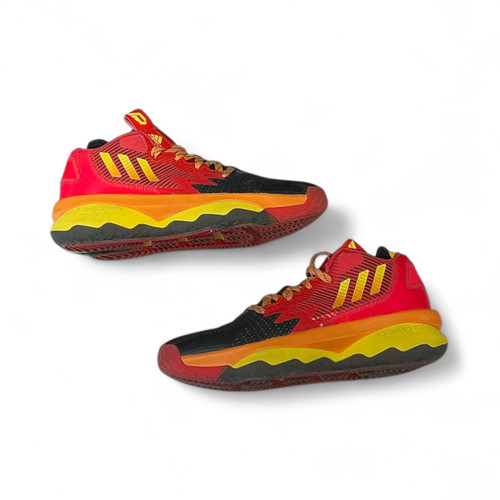 Vist Large View of Product Image Which is Used Adidas INCREDIBLE Basketball Shoes M Red And Black Junior 04.5