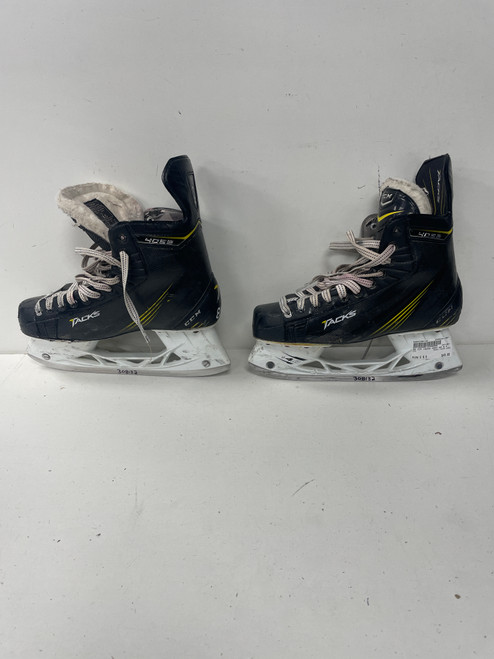 Vist Large View of Product Image Which is Used CCM TACKS 4052 Senior Hockey Skate Senior 8.5