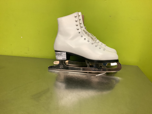 Vist Large View of Product Image Which is Used DAOUST FIGURE SKATES WomensFigure Skate White Senior 8