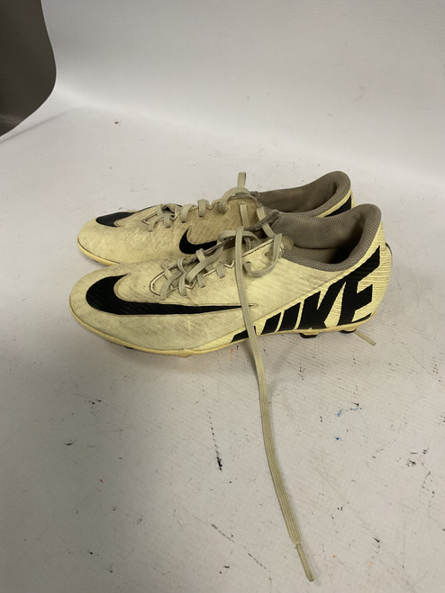 Vist Large View of Product Image Which is Used Nike MERCURIAL Soccer Cleats White Senior 6.5
