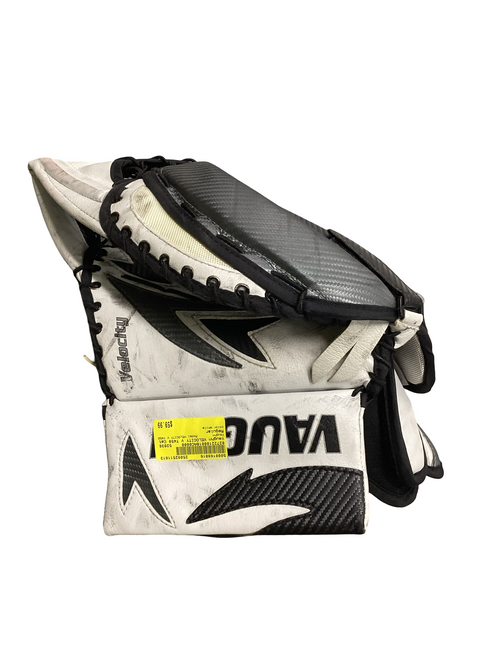 Vist Large View of Product Image Which is Used Vaughn VELOCITY V 7450 Senior Goalie Catcher White