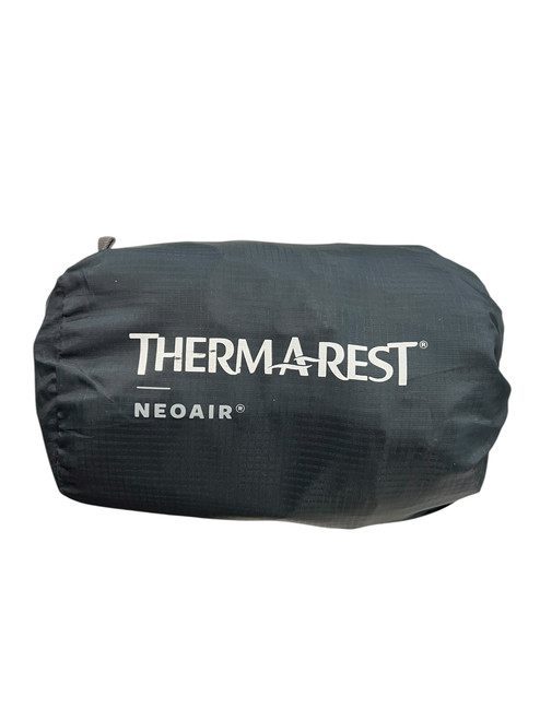 Vist Large View of Product Image Which is Used THERMAREST NEOAIR Sleeping pad Navy Blue Senior