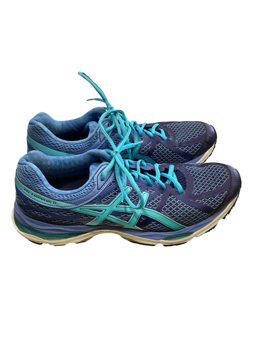 Vist Large View of Product Image Which is Used Asics Running/X-Train Shoes W