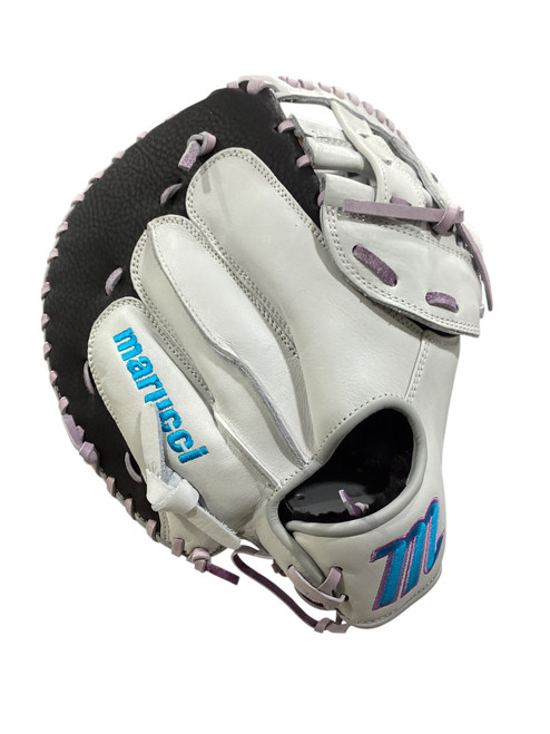 Vist Large View of Product Image Which is New Marucci CADDO FP H WEB BB/SB Catchers RH Throw