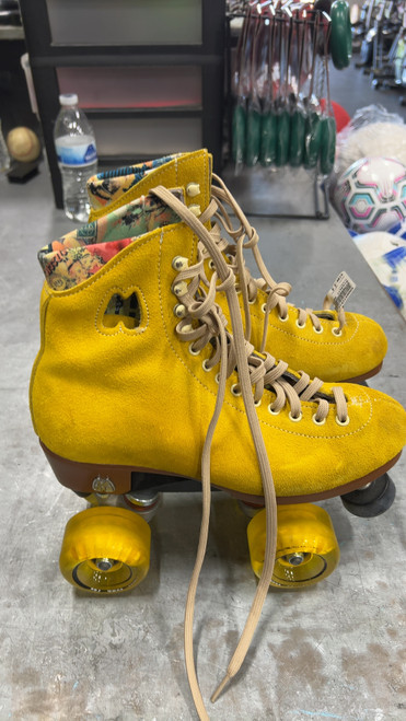 Vist Large View of Product Image Which is Used Riedell MOXI SKATES HIGH END Senior Roller Quad Skates Yellow Senior 6
