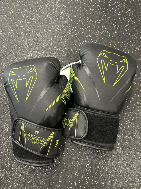 Vist Large View of Product Image Which is Used Venum Boxing Gloves Black Senior