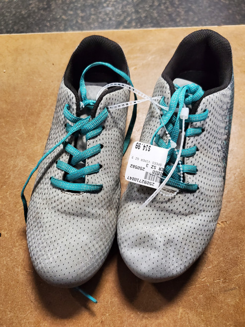 Vist Large View of Product Image Which is Used Dsg SPEED VIPER SZ 3 Soccer Cleats Grey Junior 03