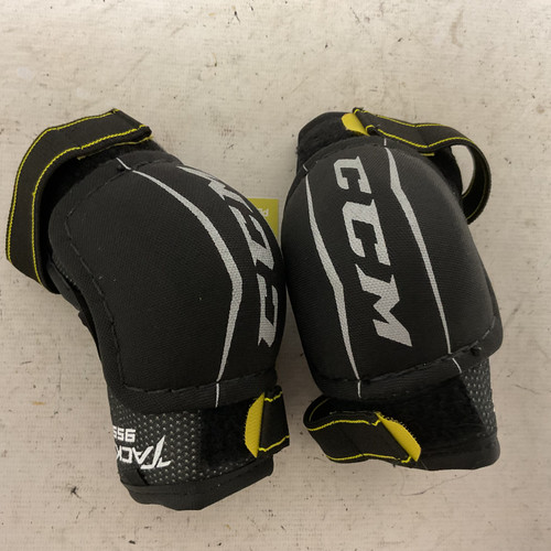 Vist Large View of Product Image Which is Used CCM TACKS 9550 Youth Elbow Pads LG