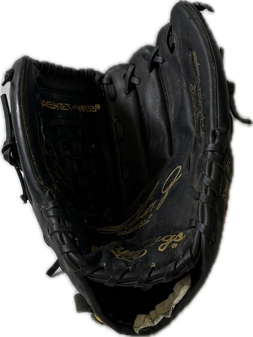 Vist Large View of Product Image Which is Used Rawlings RBG86B BB/SB Glove RH Throw Black 11 1/2"