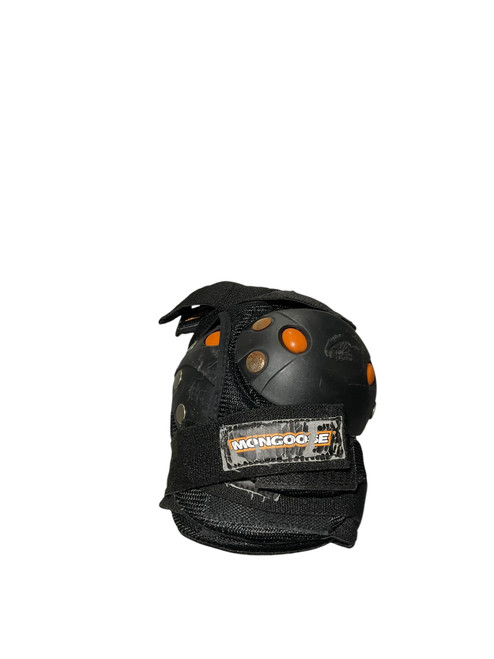 Vist Large View of Product Image Which is Used Mongoose Inline Protective Set Black SM