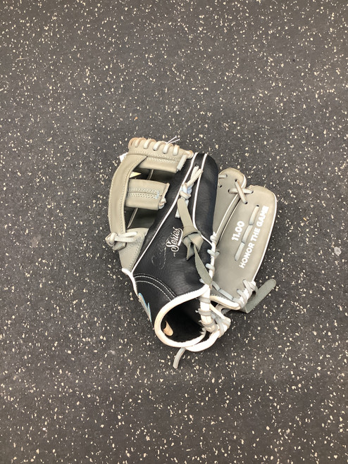 Vist Large View of Product Image Which is Used Marucci CADDO BB/SB Glove RH Throw Grey 11"