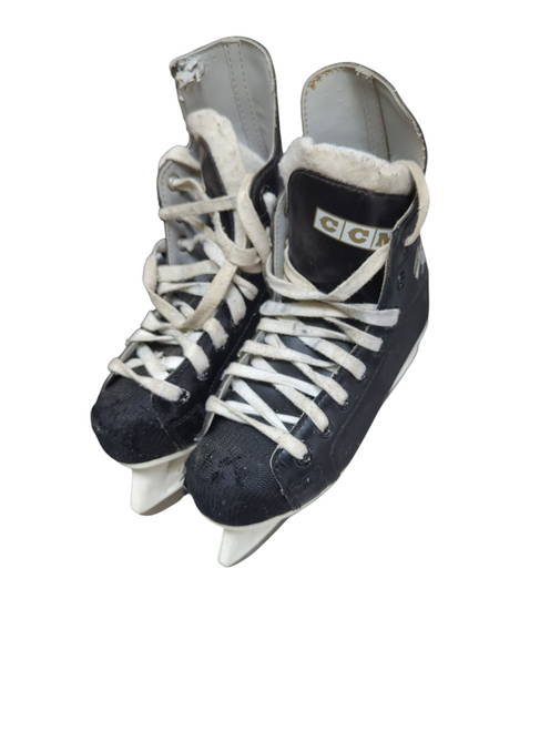 Vist Large View of Product Image Which is Used CCM CHAMPION 90 Junior Hockey Skate Junior 02
