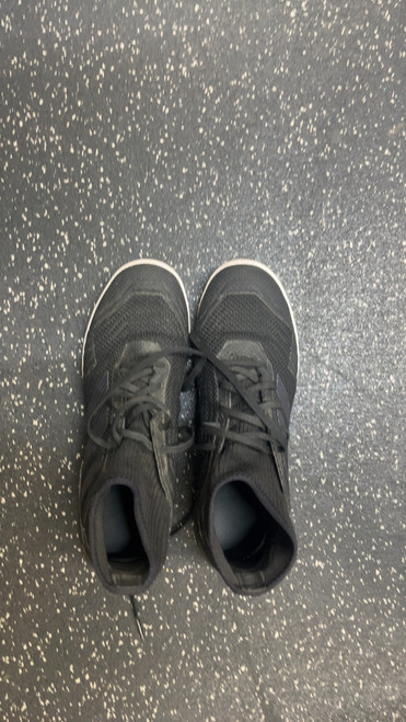 Vist Large View of Product Image Which is Used Adidas Soccer Indoor Shoes Black Senior 8