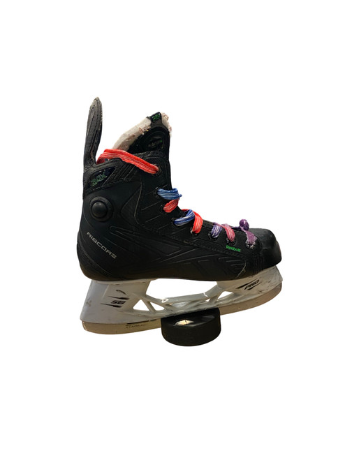 Vist Large View of Product Image Which is Used CCM 24K Junior Hockey Skate Junior 03